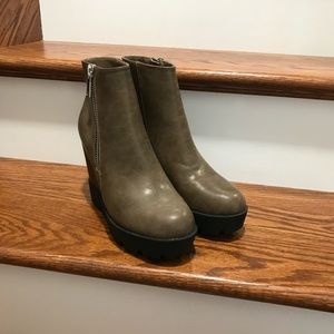 Qupid Heeled Booties